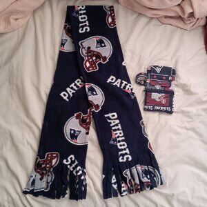 Handmade New England Patriots Scarf and Wrist Wallet Set